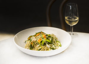 Seafood spaghetti with crab & prawns